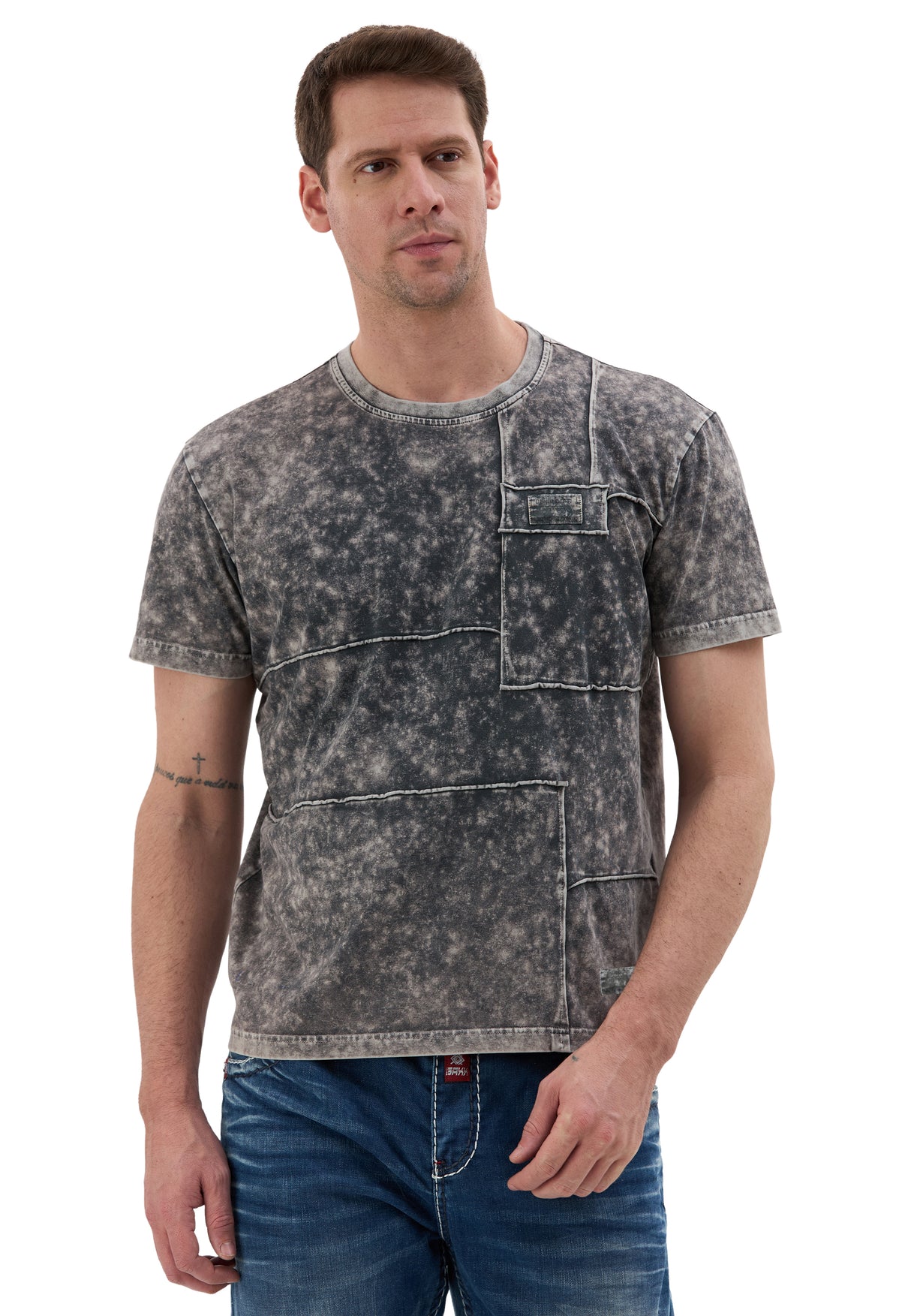 CT853 – Cipo & Baxx Herren T‑Shirt – Relax Fit Patch‑Design