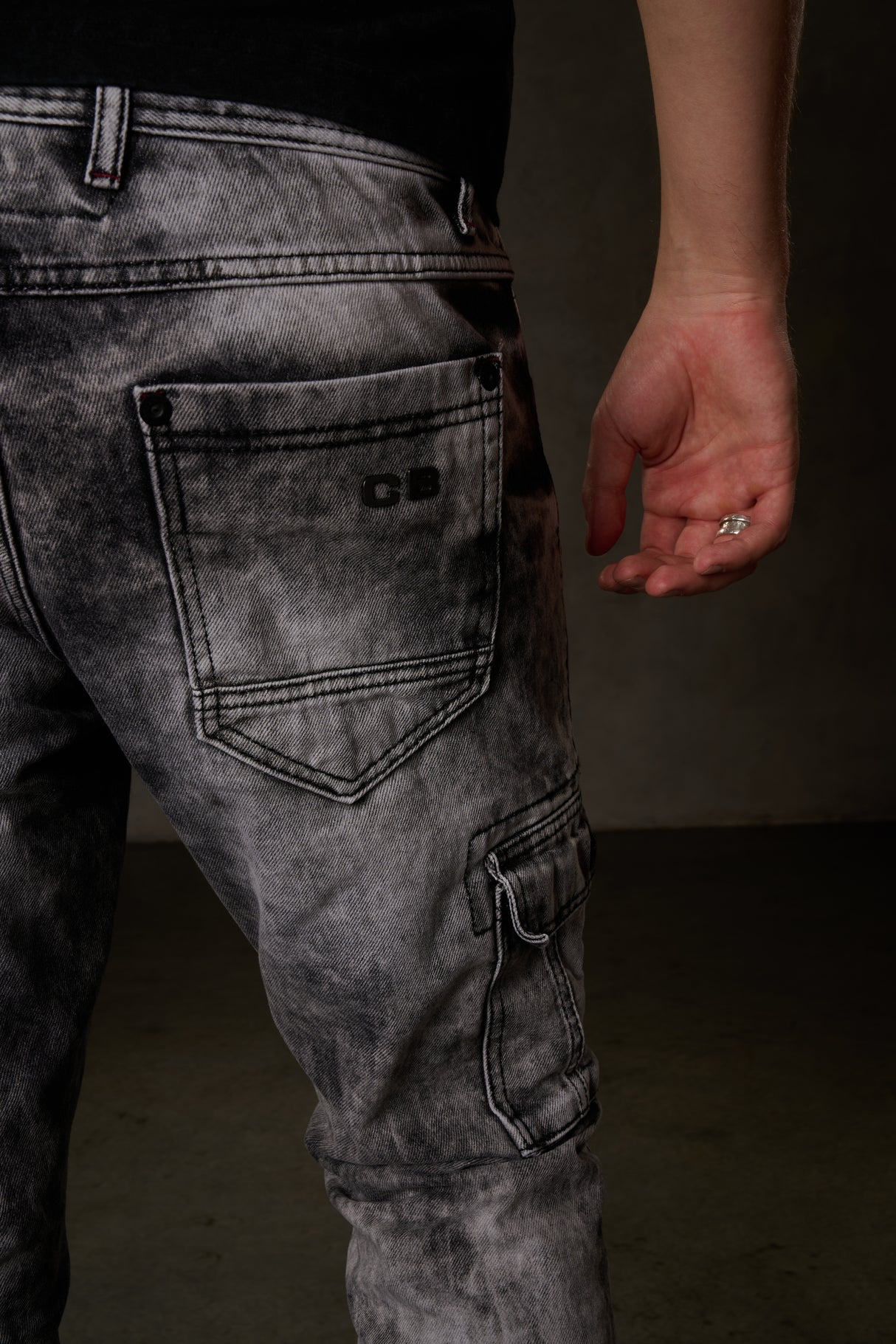 CD679 bequeme Jeans in trendiger Used-Optik