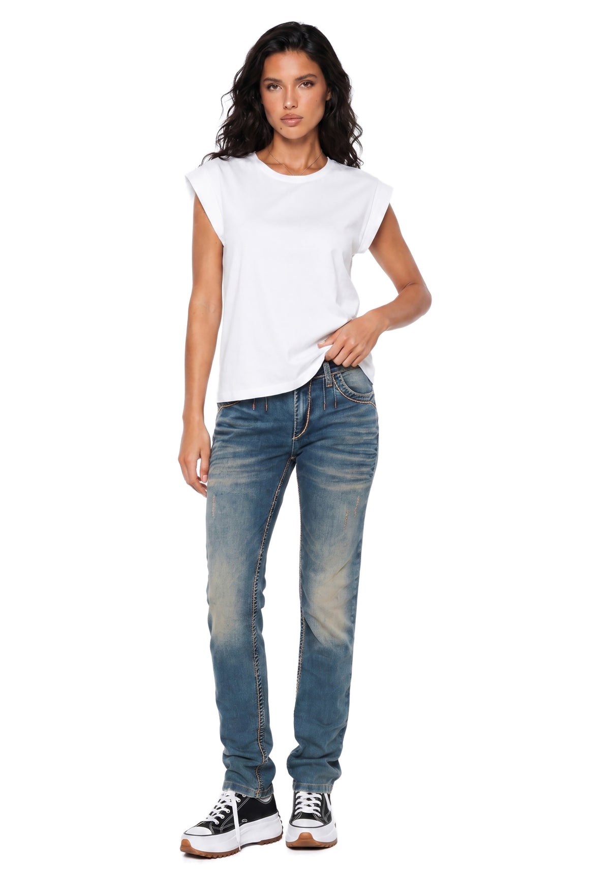 WD556 WOMEN'S JEANS