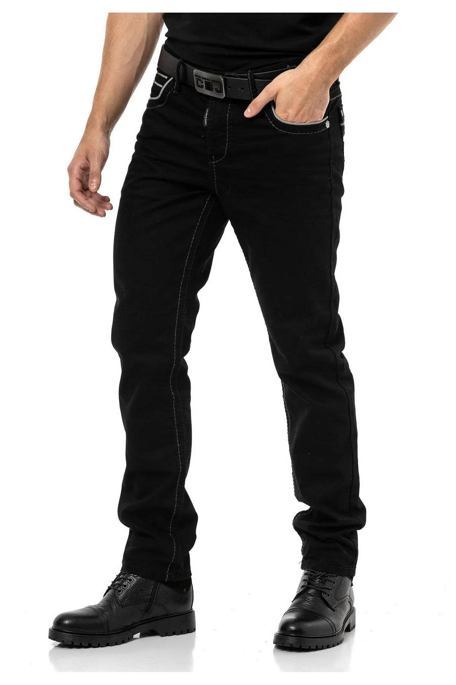 CD148 Men's Comfortable Jeans with contrast Stitching in Straight Fit