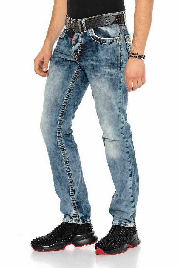 CD148 Men's Comfortable Jeans with contrast Stitching in Straight Fit