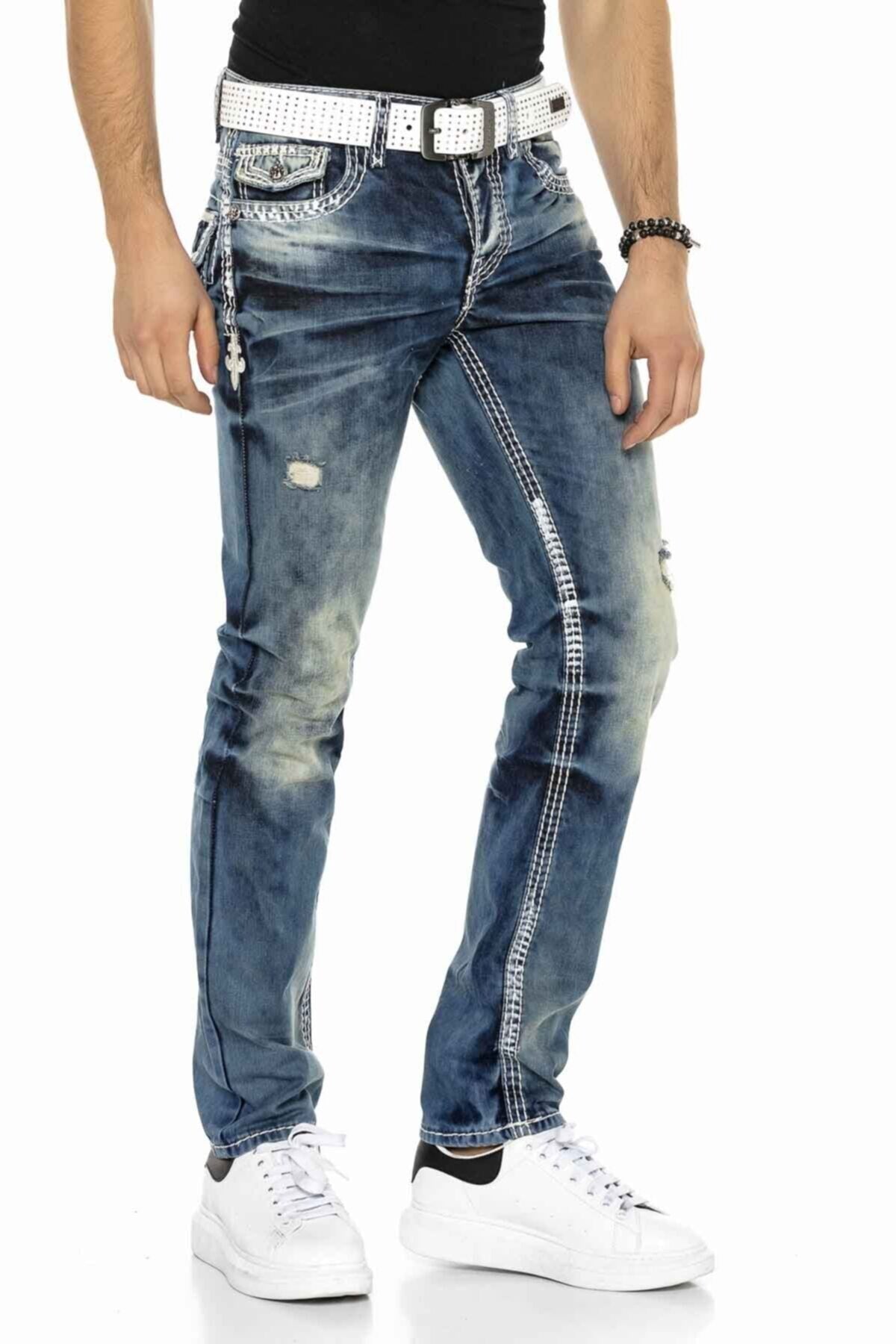 CD149 Men's comfortable jeans in a cool used look Straight fit