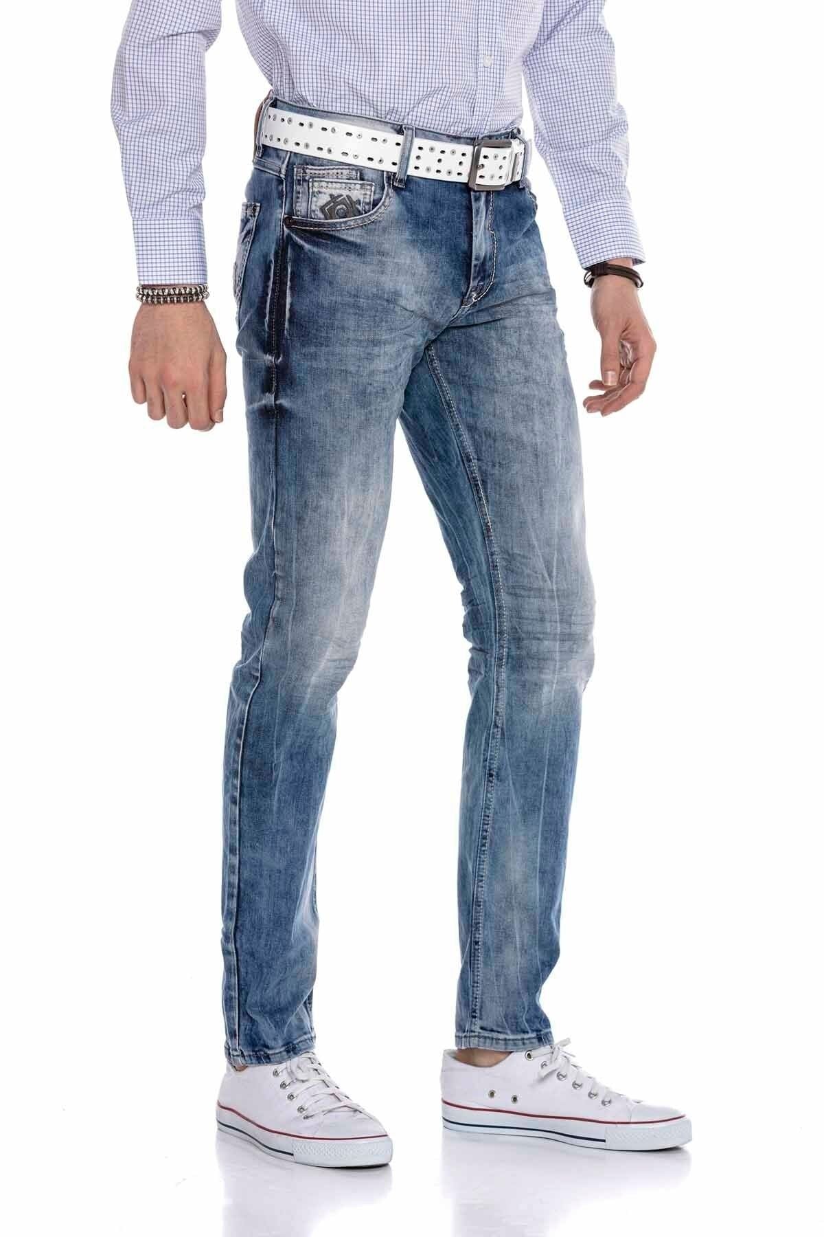 CD319 Men's Straight-Fit Jeans