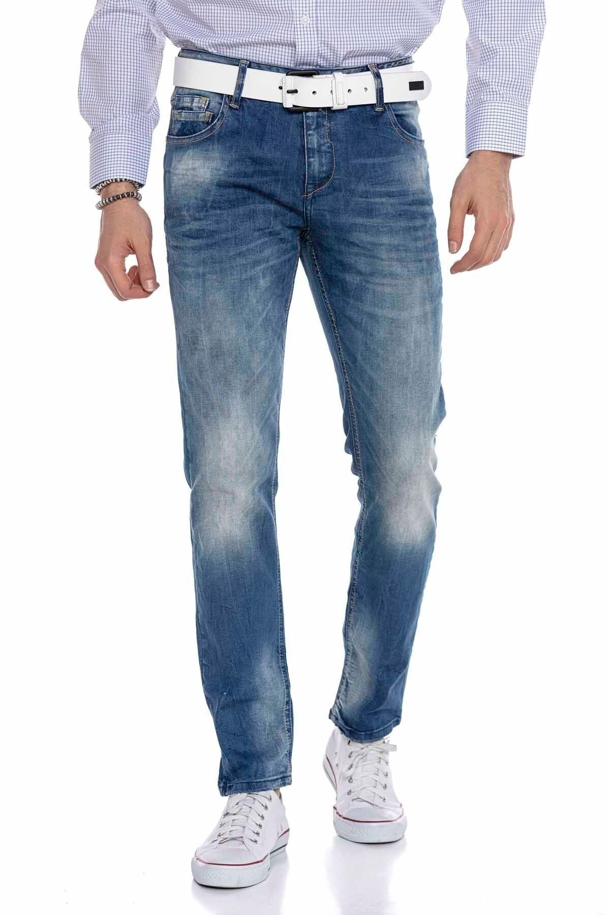 CD319B jeans confortable pour hommes avec un lavage décontracté en coupe slim-fit 