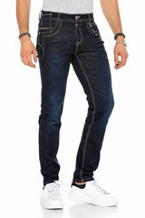 CD395 men's comfortable jeans with stylish contrast stitching in Straight Fit