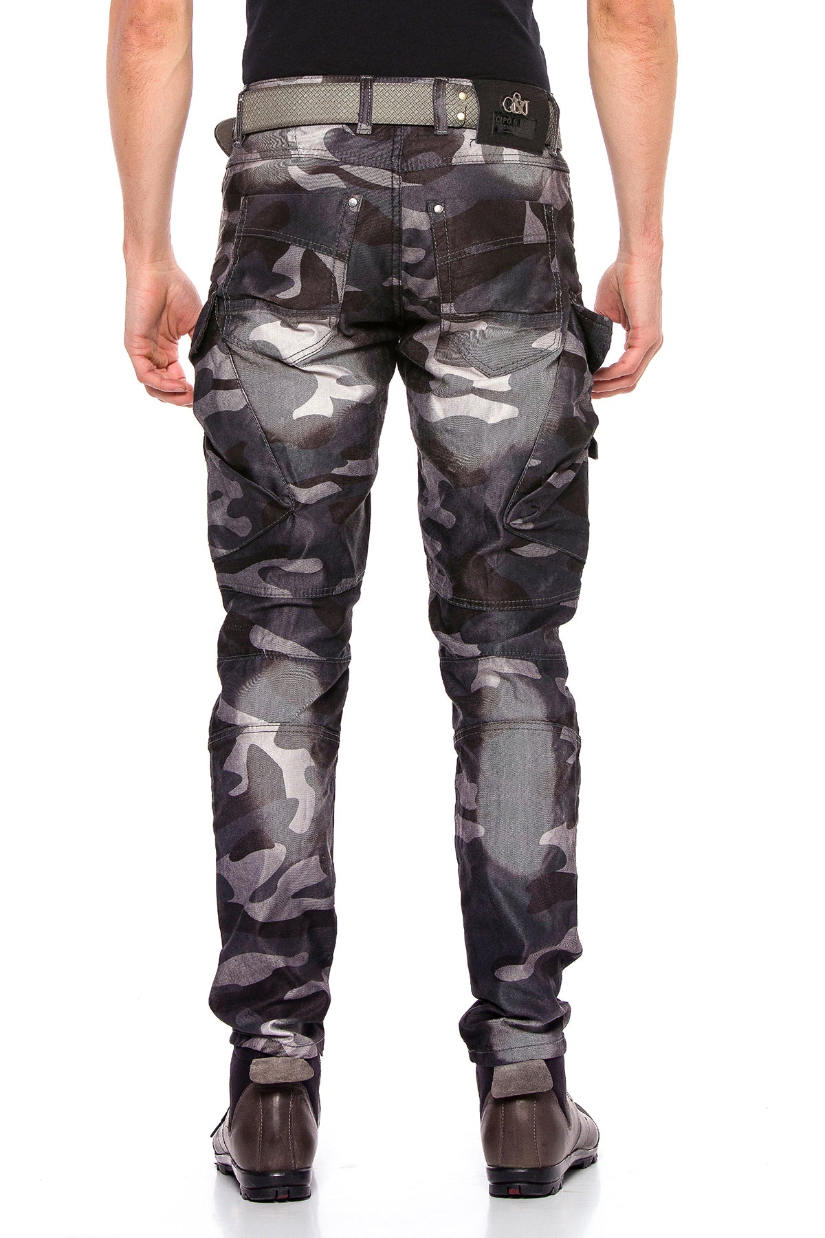 CD560 men cargo pants with side pockets in regular fit