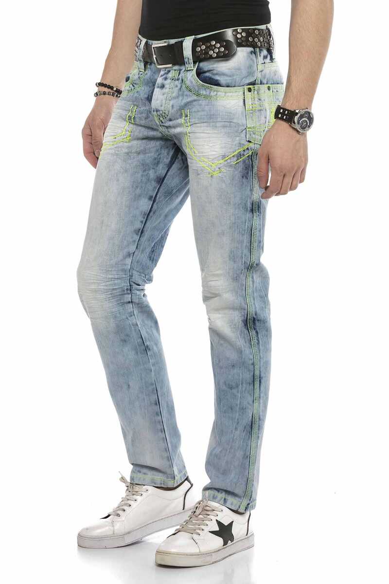 CD596 men's comfortable jeans with a light wash