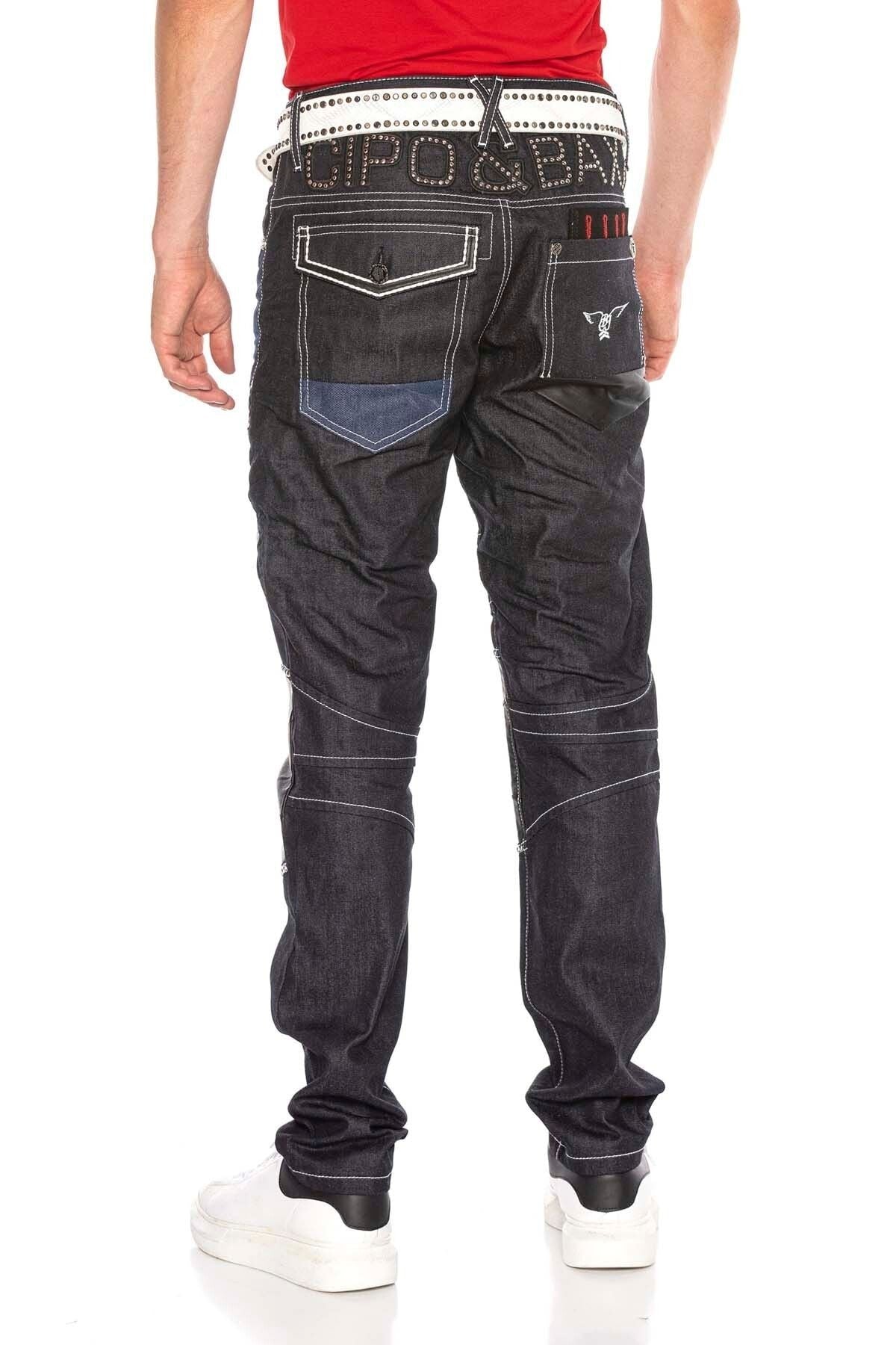 CD639 Men Straight Fit Jeans in stylish design