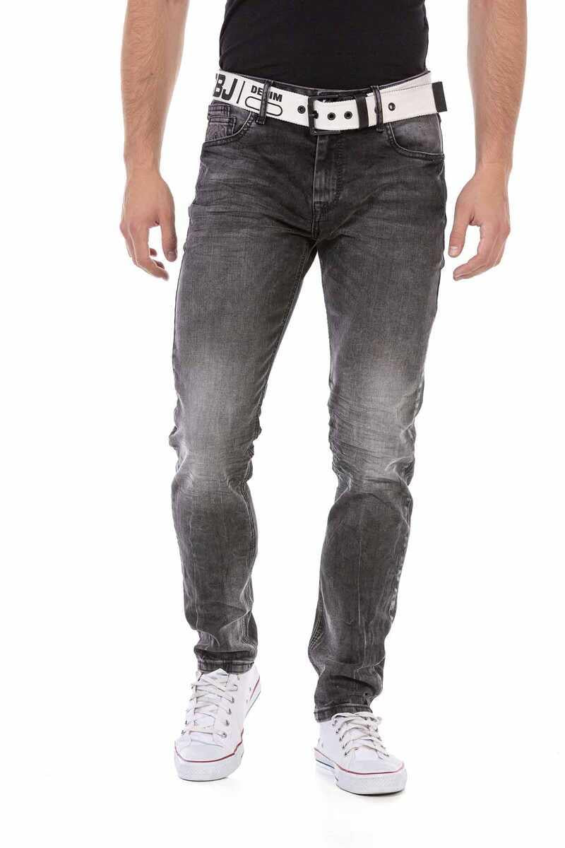 CD712 Men Straight Fit-Jeans in the classic 5-pocket style