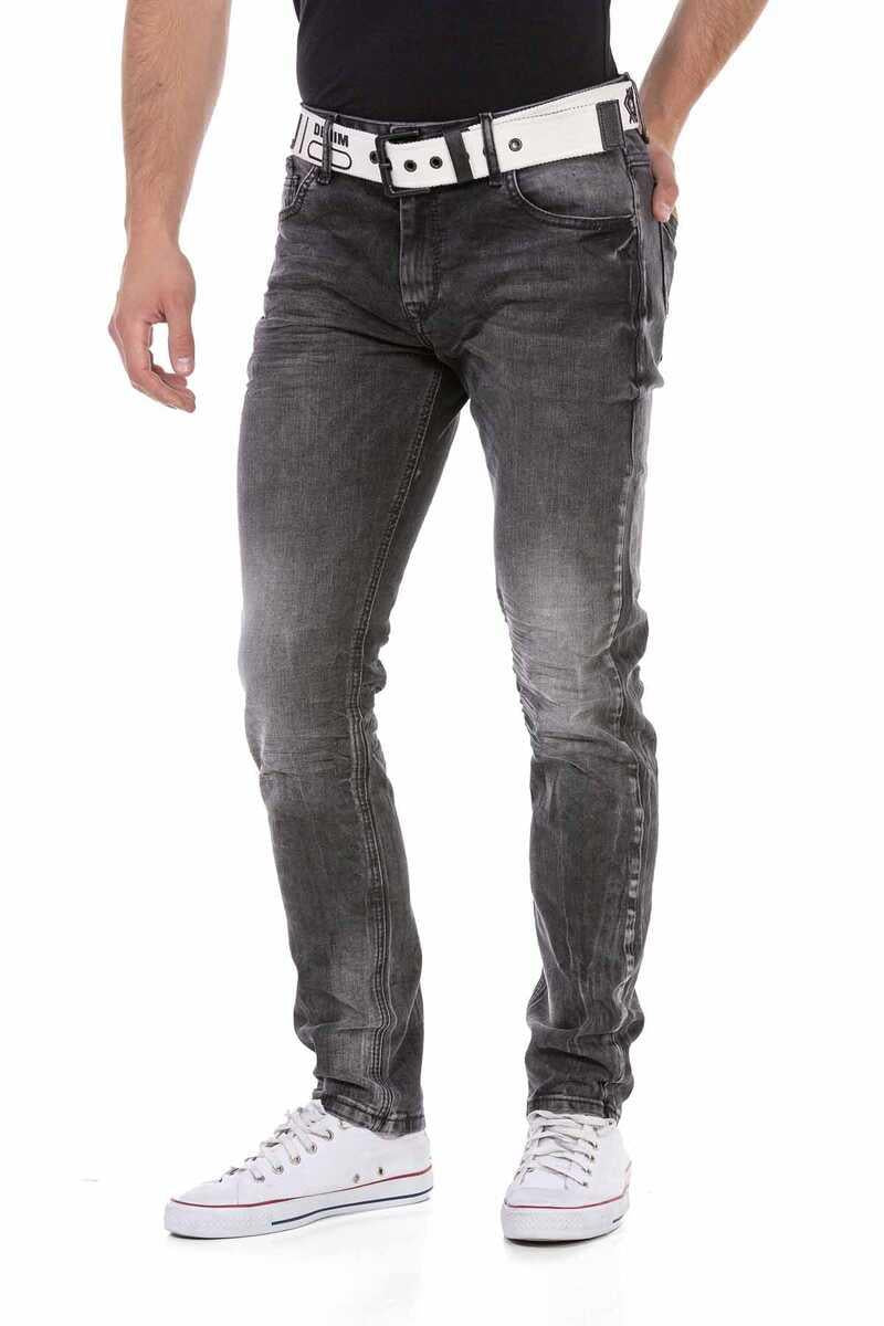 CD712 Men Straight Fit-Jeans in the classic 5-pocket style