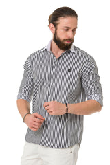 CH192 Men's shirt with line design