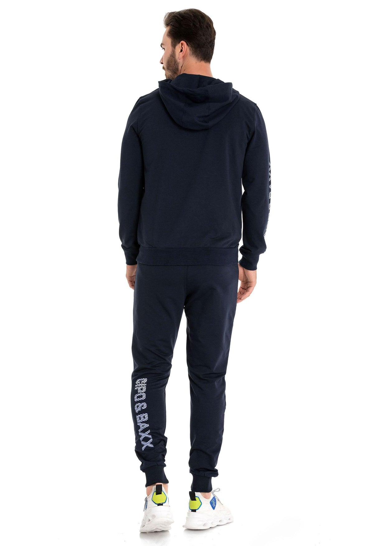 CLR151 men patterned jogging suit