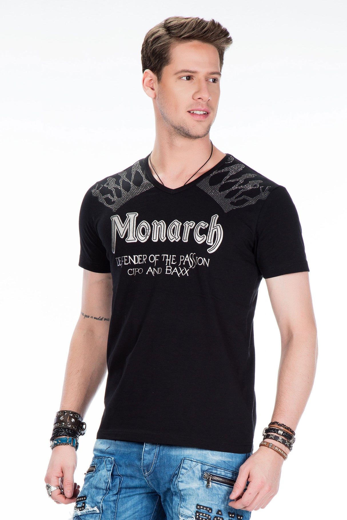 CT377 men's t-shirt with distinctive print