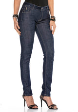 WD404 Women Straight jeans in a fashionable straight-fit cut