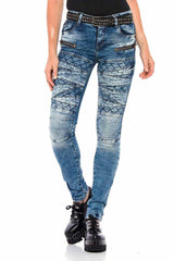 WD381 Women Straight jeans with cool embroidery elements