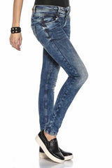 WD379 Women Slim-Fit Jeans con un paquete doble fresco en ajuste flaco