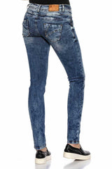 WD379 Women Slim-Fit Jeans con un paquete doble fresco en ajuste flaco