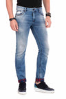 CD469 Men's Slim-Fit Jeans with a distinctive washing