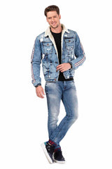 CD469 Men's Slim-Fit Jeans with a distinctive washing