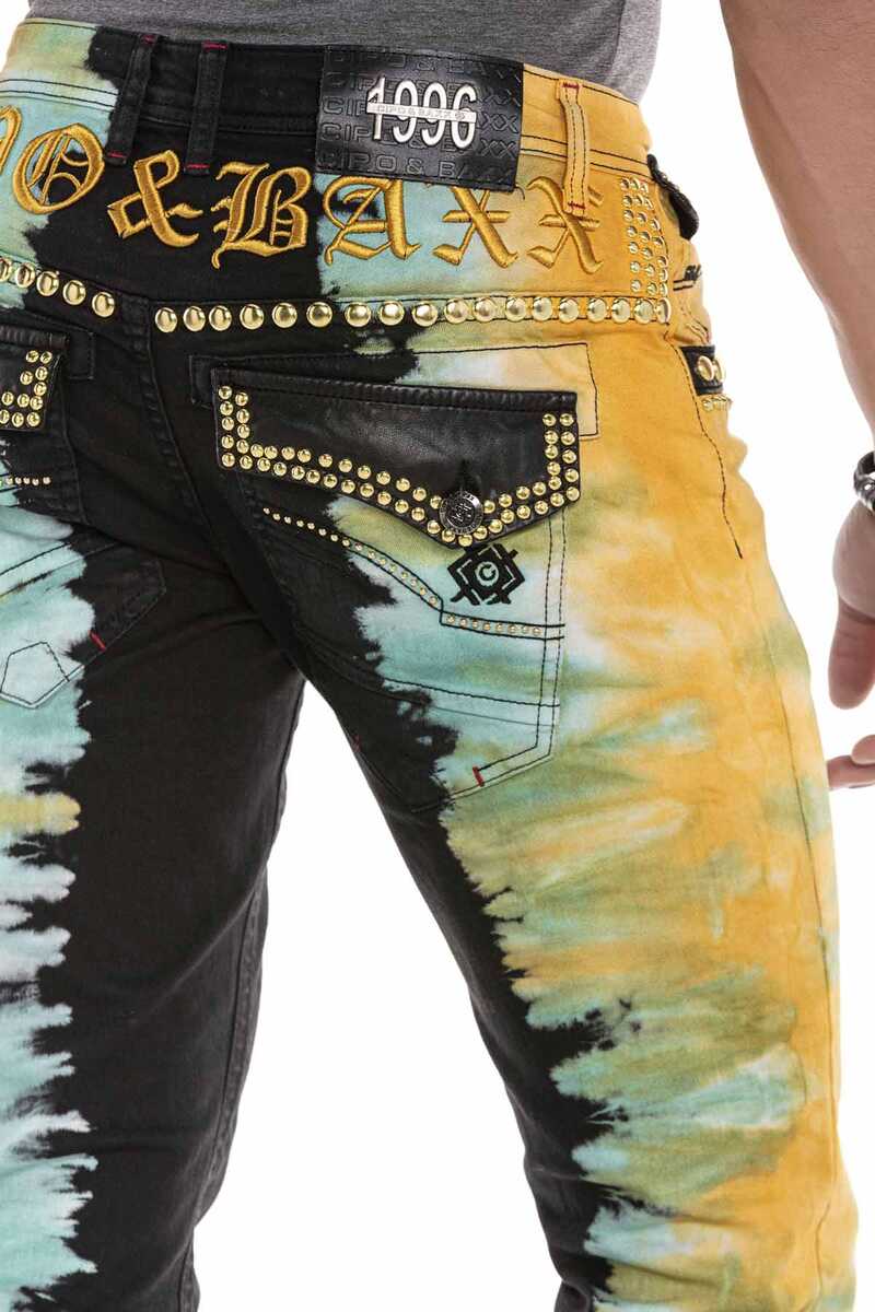 CD664 Men's Slim-Fit jeans in an extravagant look