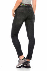 WD394 Femmes 7/8 pantalons en design classique