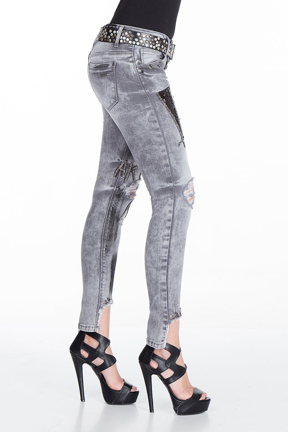 WD317 Jeans confortables femmes avec des patchs et des paillettes