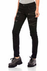 WD373 Femmes Slim-Fit Jeans avec des détails frappants en ajustement maigre