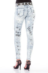 WD370 Women's Slim-Fit Jeans with a handbalter optics in the Slim-Fit