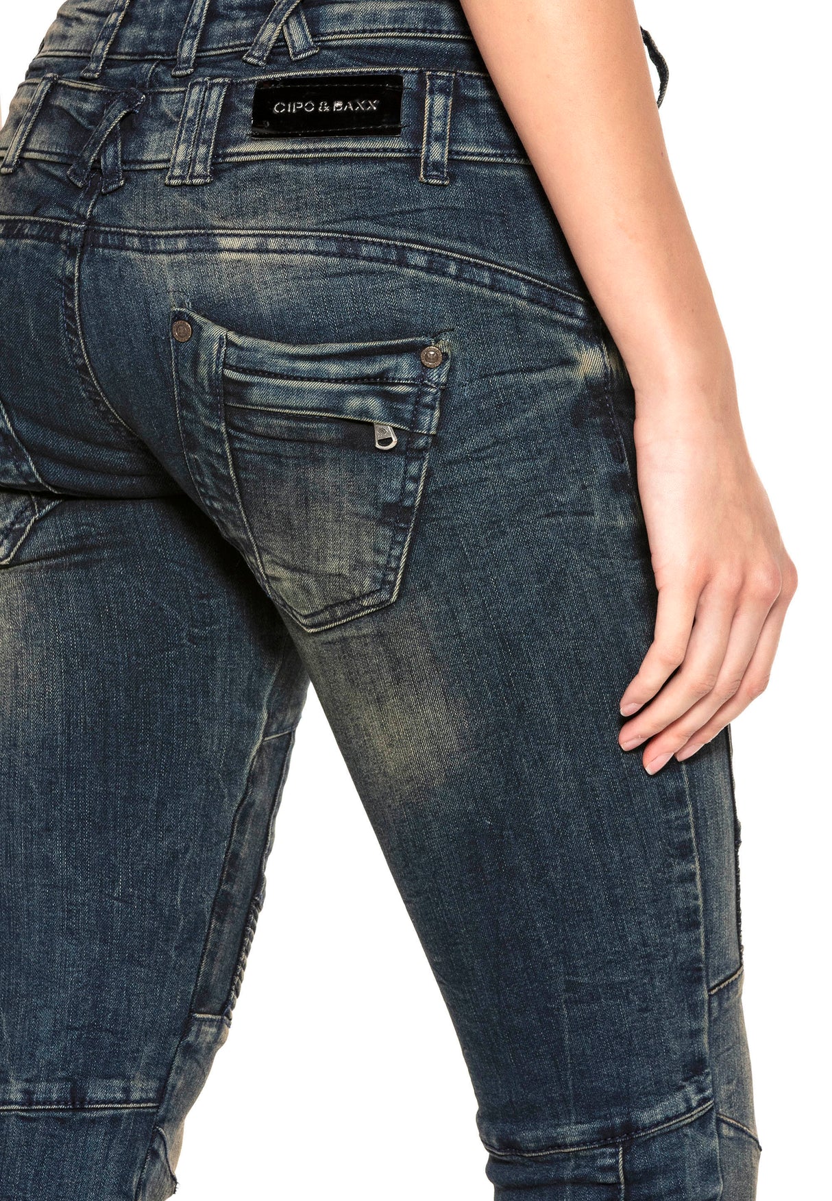 WD362 Women's Röhrenjeans with a double covenant