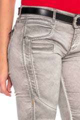 WD340 Femmes Slim-Fit Jeans avec des vrilles à la mode