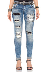 WD339 Women Slim-Fit Jeans in the stylish patched-up look