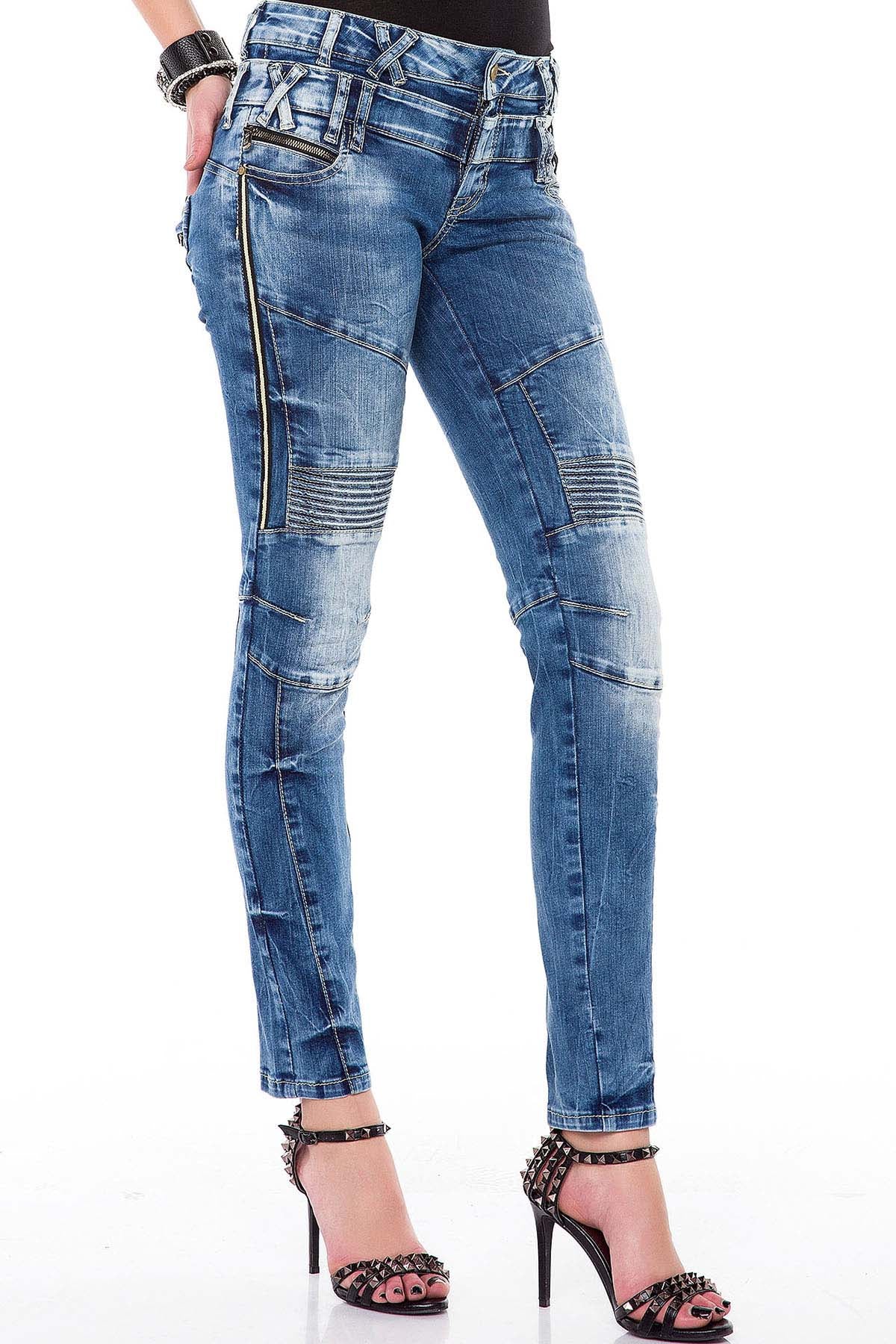 WD371 Women Slim-Fit Jeans con una doble cintura en ajuste delgado