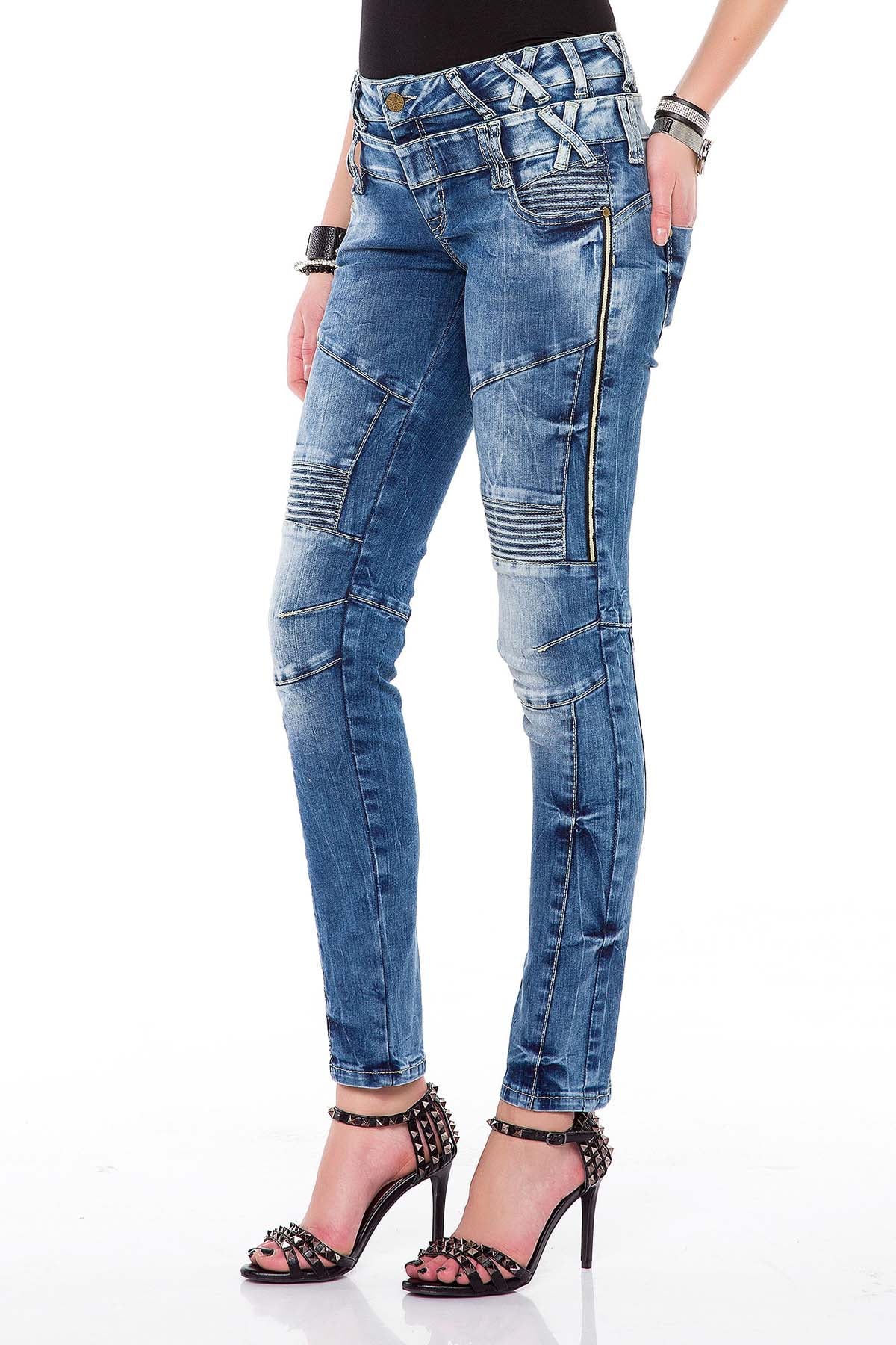 WD371 Women Slim-Fit Jeans con una doble cintura en ajuste delgado