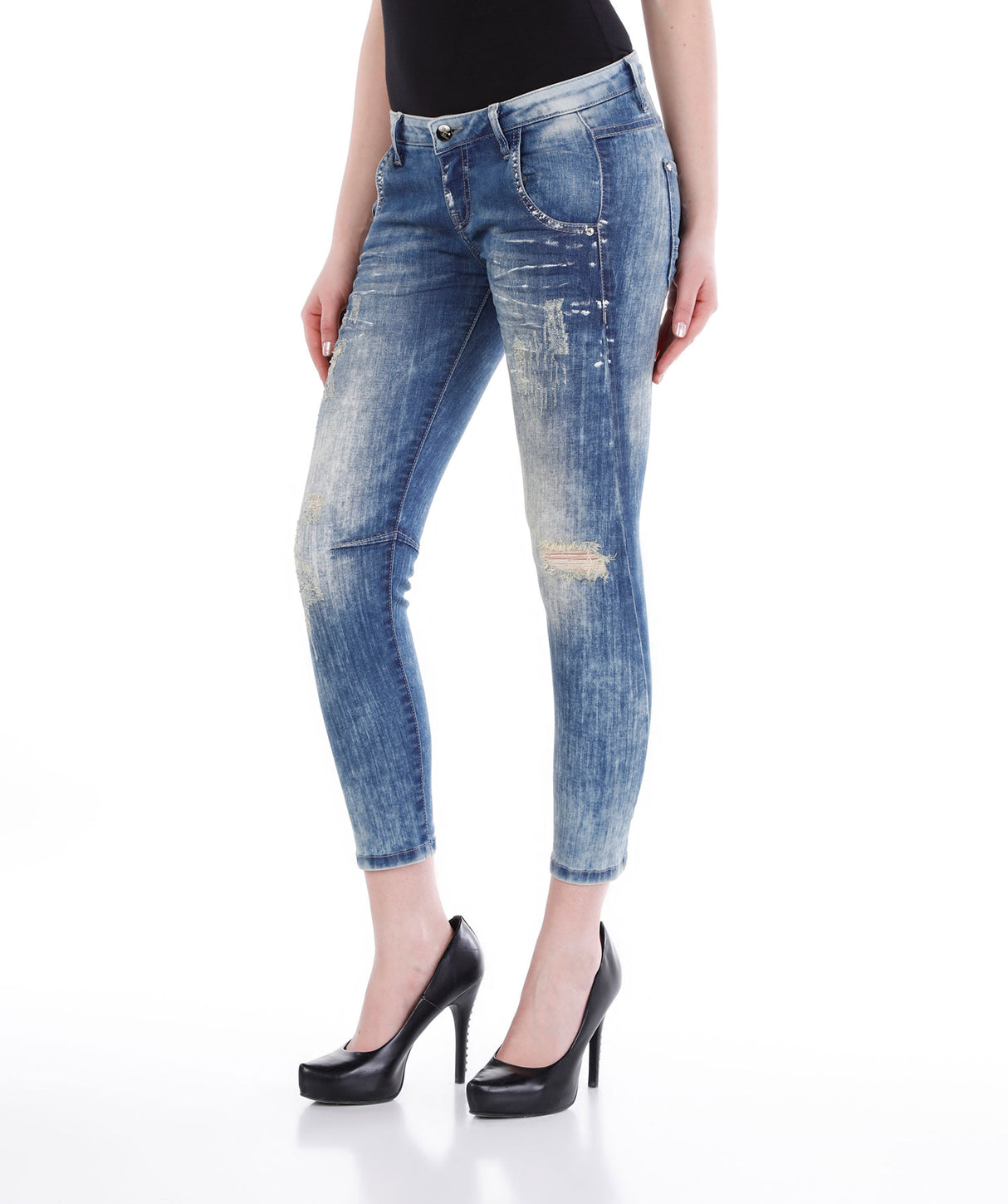 WD225 Women Slim-Fit Jeans con efectos usados