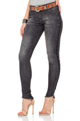 WD341 Women Comfortable Jeans with Skinny cut and rivets