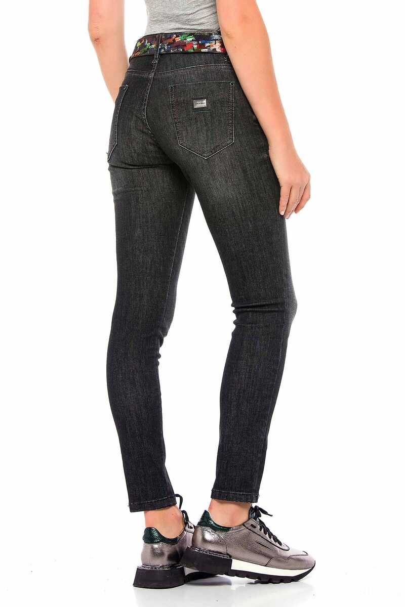 WD394 women 7/8 pants in classic design