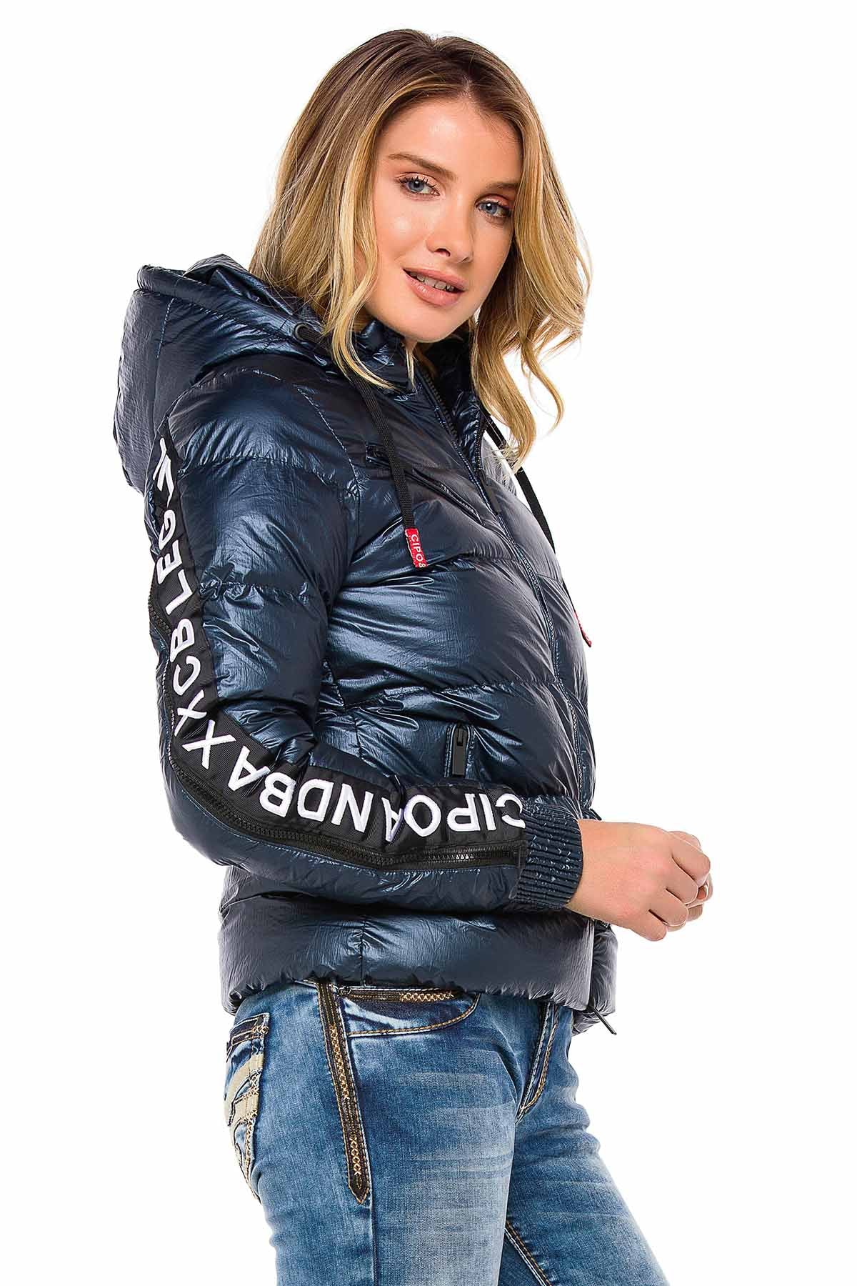 WM109 women's winter jacket with a warming hood