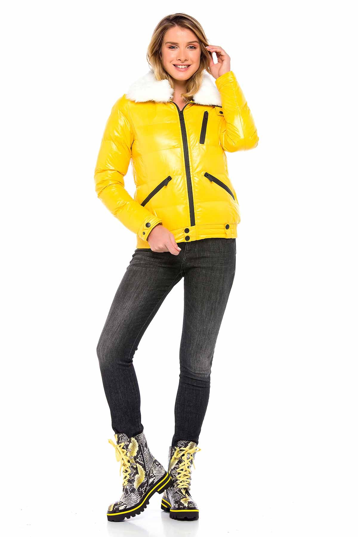 WM108 women's winter jacket with removable synthetic fur collar