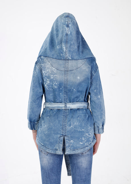 WJ117 Women Jeans Jacket in a two -row design