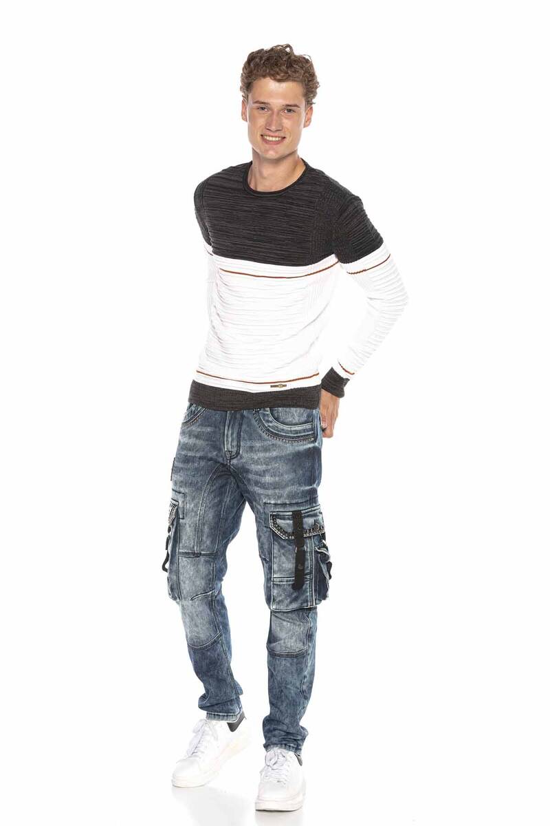 CD650 Men Straight Fit-Jeans with cool cargot bags