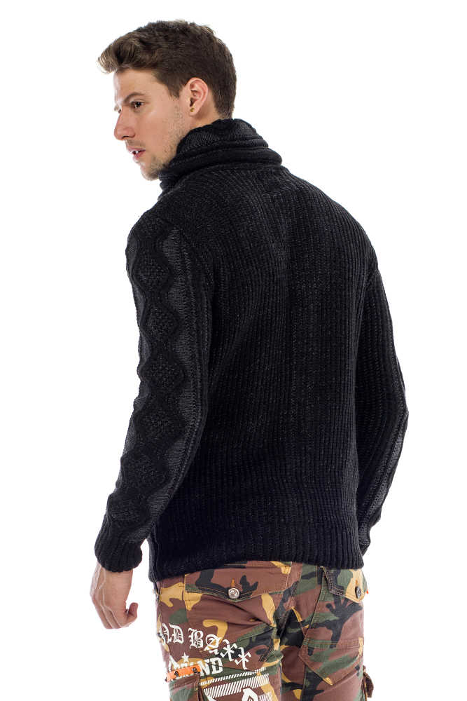 CP185 BLACK MEN'S PULLOVER