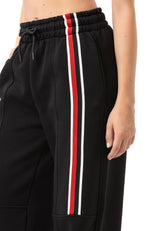 WR155 Kobiety spodnie dresowe – miejski styl i komfort