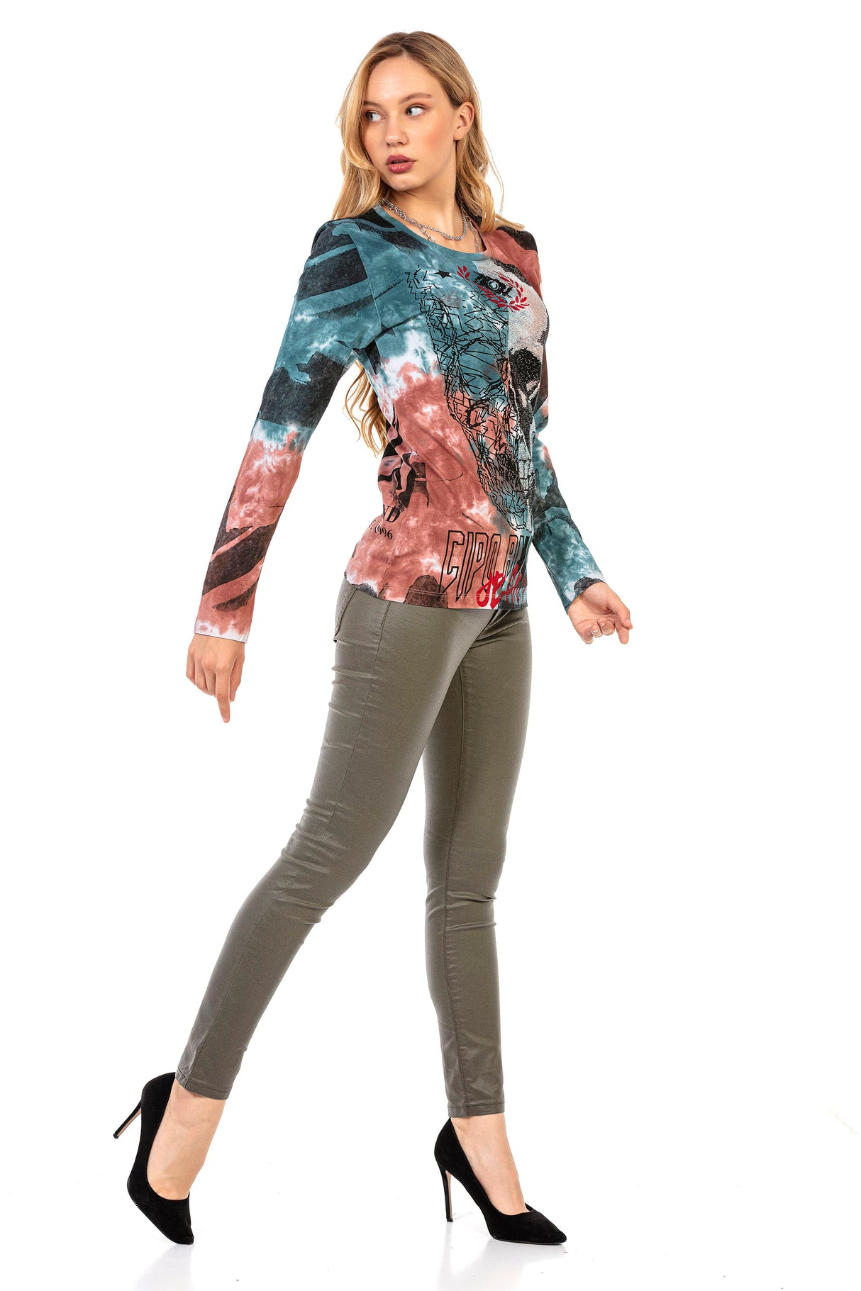 WL283 women long-sleeved shirt with a large skull print