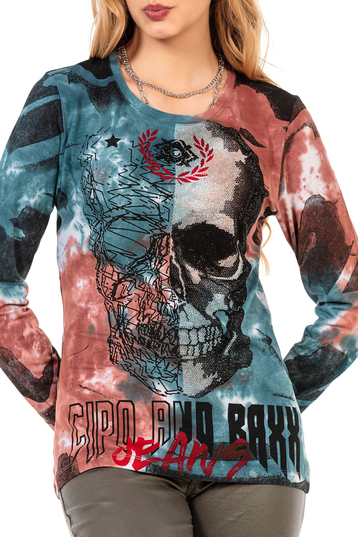 WL283 women long-sleeved shirt with a large skull print