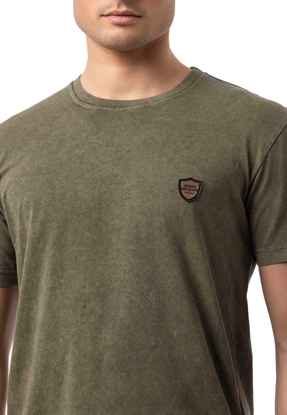 CT808 T-shirt męski Relax Fit ze spraniem i naszywką