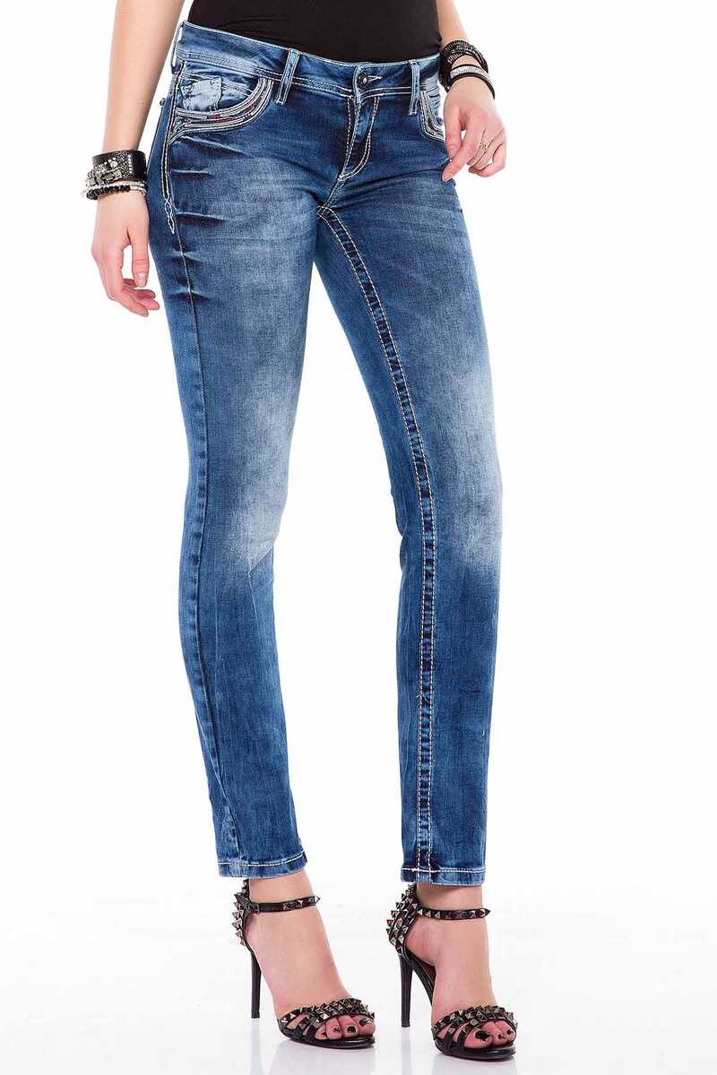 WD352 Women Slim-Fit Jeans with cool seam designs in Straight Fit