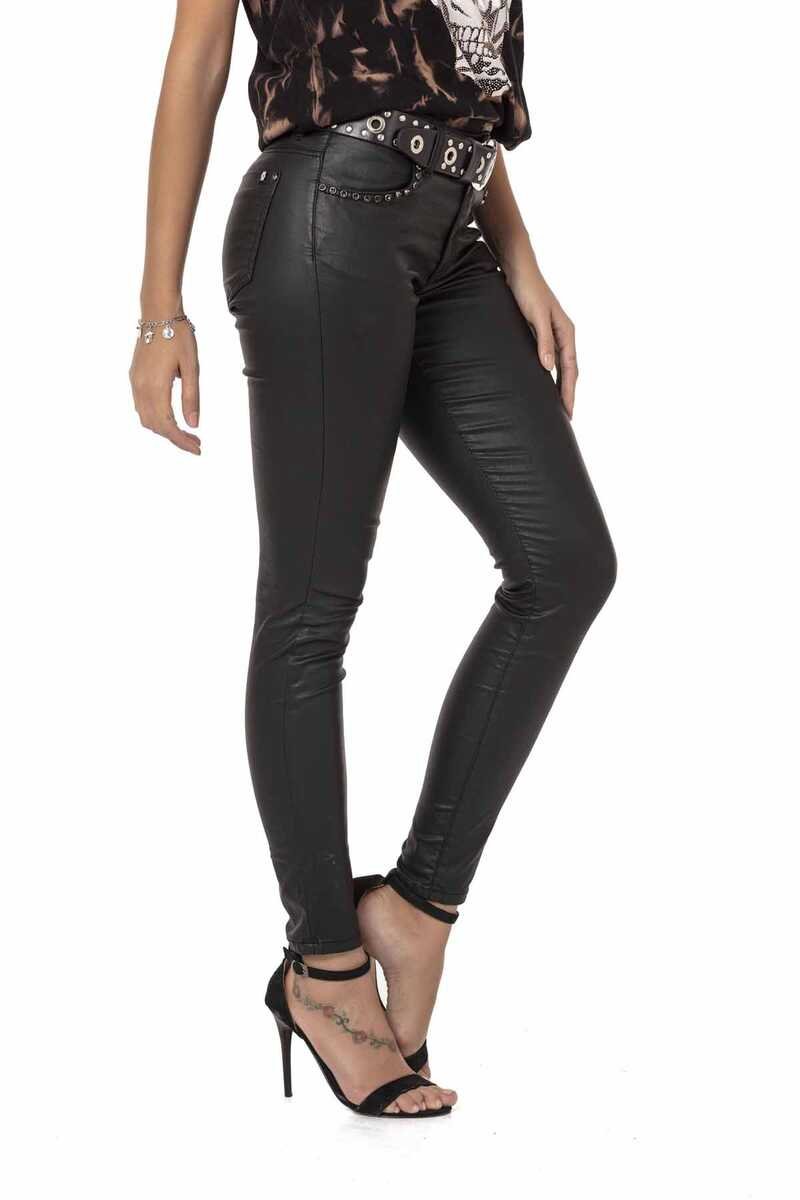 WD467 women Slim-Fit jeans with a glossy coating