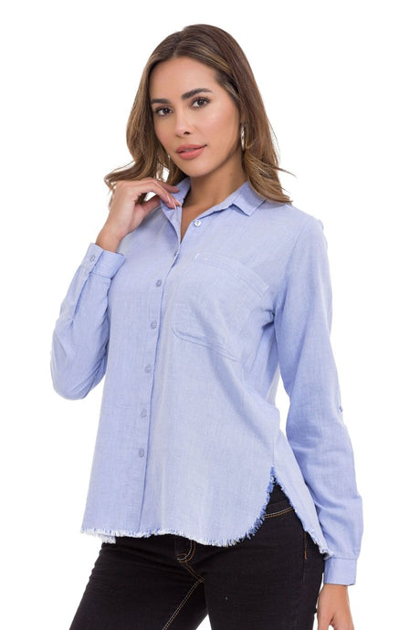 WH124 Chemise femme avec fente et détails effilochés