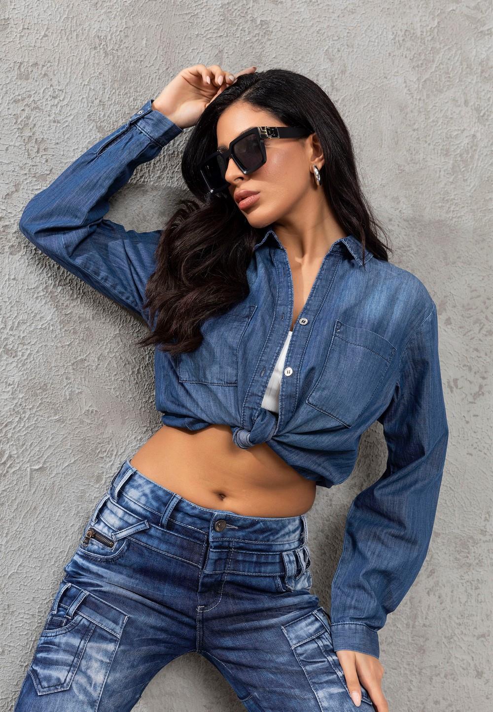 WH134 Women denim blouse with chest pockets