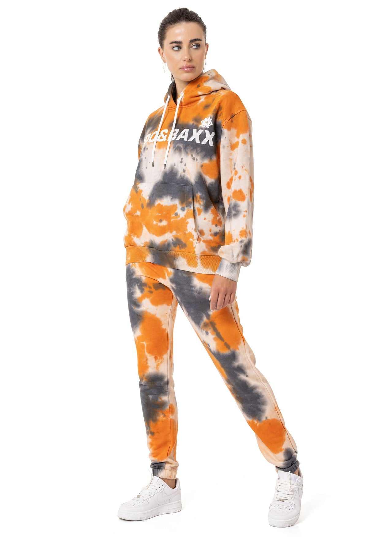 WLR149 women jogging suit with a cool batik look